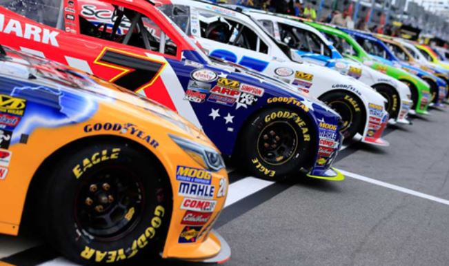 Pneus Goodyear Eagle en compétition NASCAR sur circuit américain