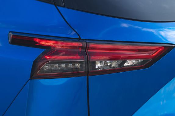 Détail signature lumineuse arrière du Nissan Qashqai e-POWER, design LED moderne