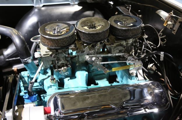 moteur V8 Pontiac 389 de la Pontiac GTO muscle car américaine