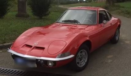 Opel GT 1900 1971 coupé sportif ancien retrouvé en état de conservation