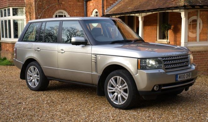 Range Rover L322 2010 SUV premium difficile à revendre en occasion