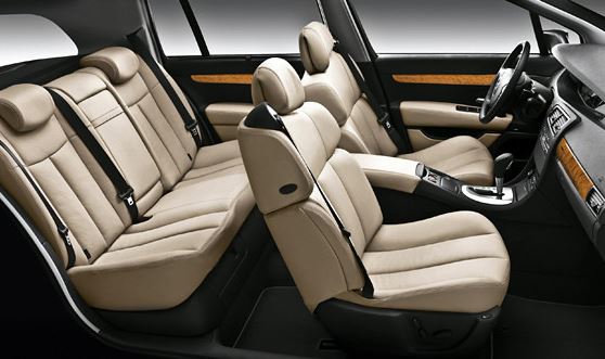 Renault Vel Satis habitacle spacieux sieges confortables interieur