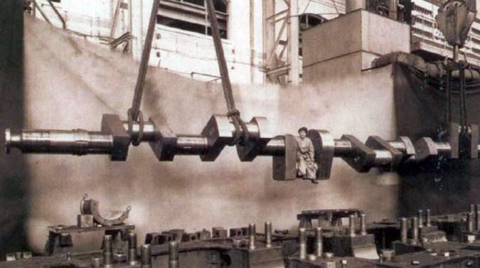 assemblage moteur diesel vilebrequin maritime 1913