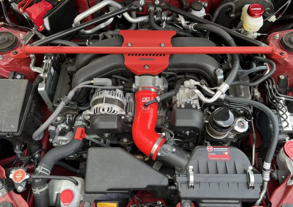 moteur essence compartiment moteur fonctionnement au ralenti explication