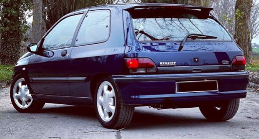 Renault Clio 16S 1995 blue en bon état youngtimer recherchée
