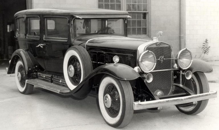 Cadillac V16 1930 utilisée par Al Capone pendant la prohibition américaine