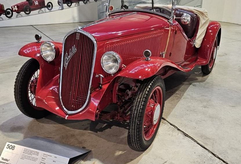 Fiat 508 Balilla Sport rouge exposée au musée Fiat
