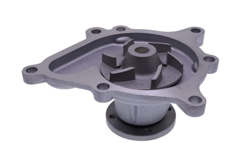 Pompe à eau voiture avec turbine visible pièce de refroidissement moteur