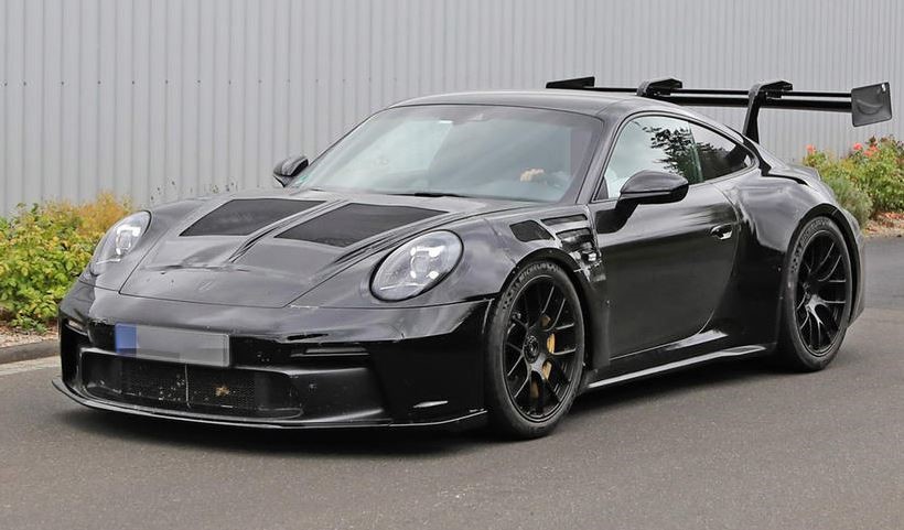 Porsche 911 GT3 RS type 992 noire vue avant trois quarts