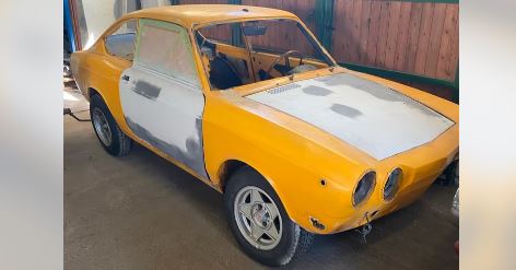 Fiat 850 Coupé 1971 en restauration partielle sortie de grange