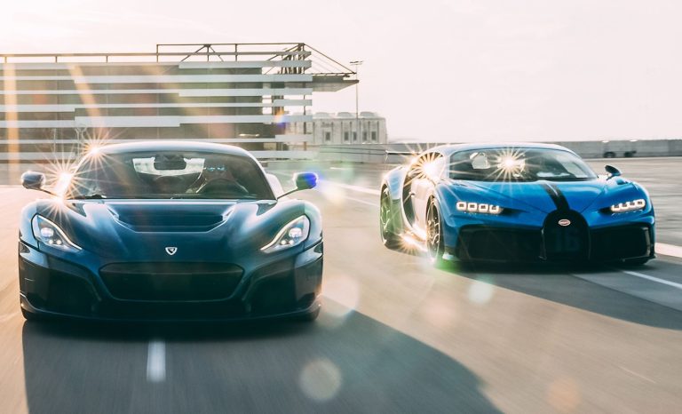 Accélération voiture, la Rimac Nevera face à la Bugatti Chiron lors d'un départ rapide