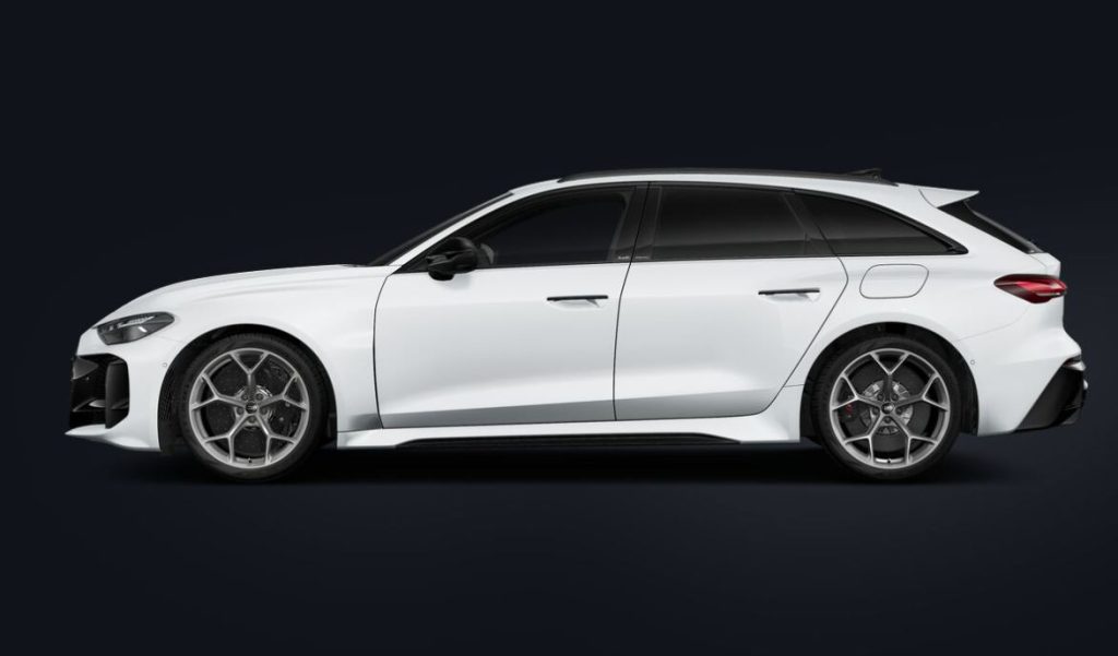 Profil de l'Audi RS5 Avant hybride rechargeable commercialisée en 2026