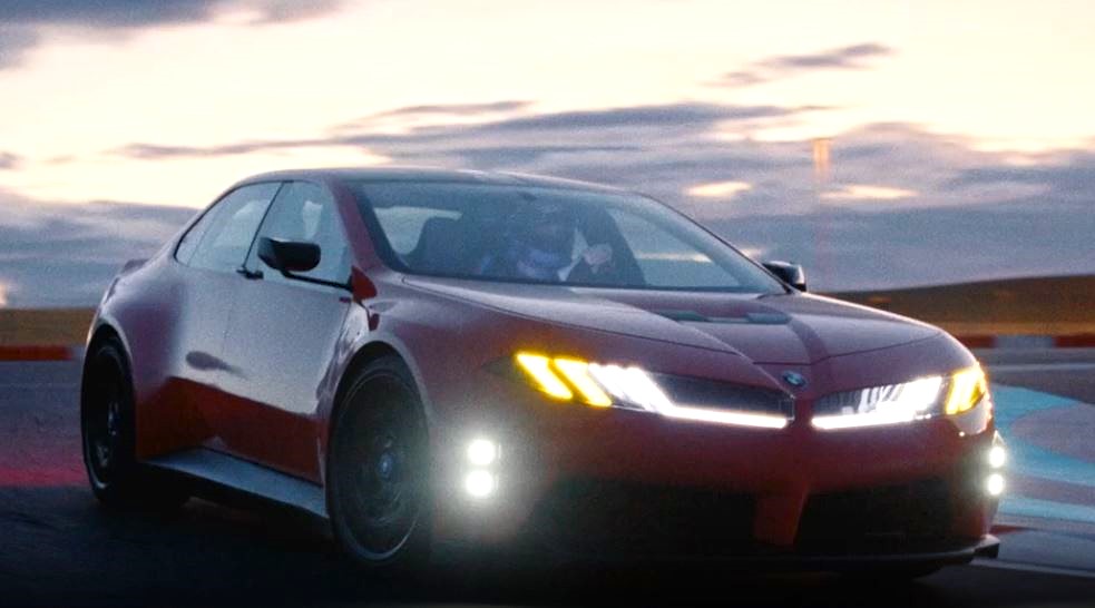 BMW M3 électrique Concept Neue Klasse lors d'une session de roulage