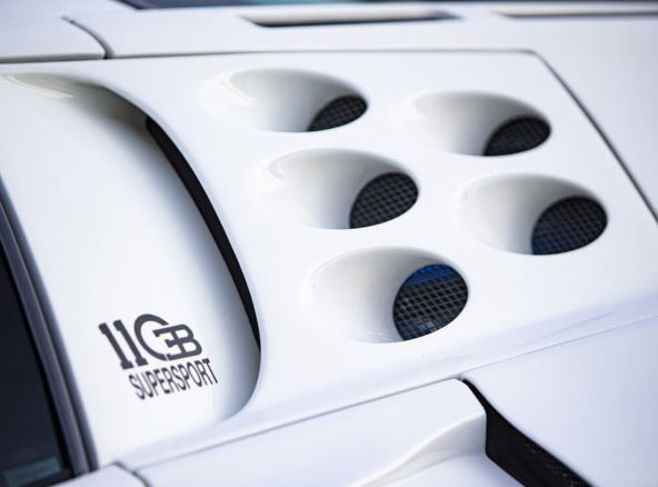 Détail des prises d'air arrière de la Bugatti EB110 Super Sport