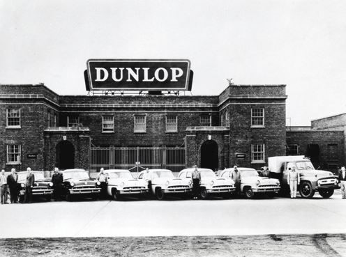 Usine Dunlop de Buffalo aux États-Unis dans les années 1950