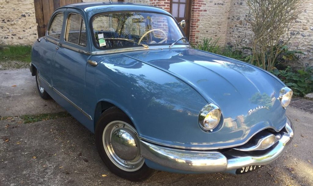 Panhard Dyna Z, berline légère en aluminium lancée au début des années 1950