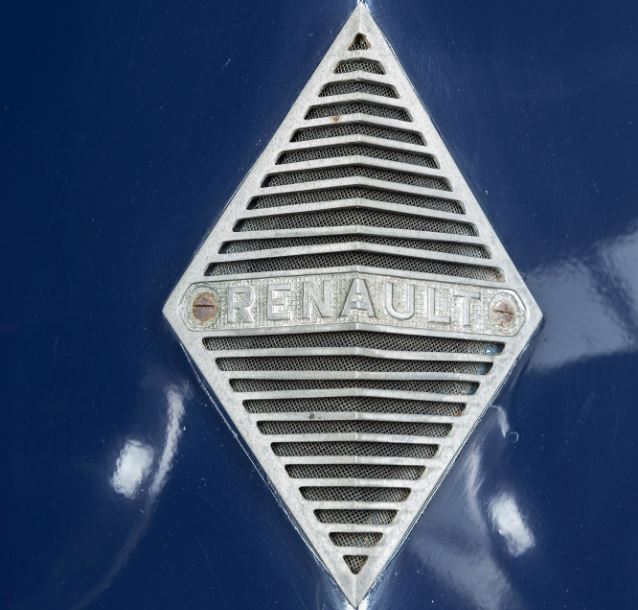 Premier losange Renault apparu sur les voitures en 1925