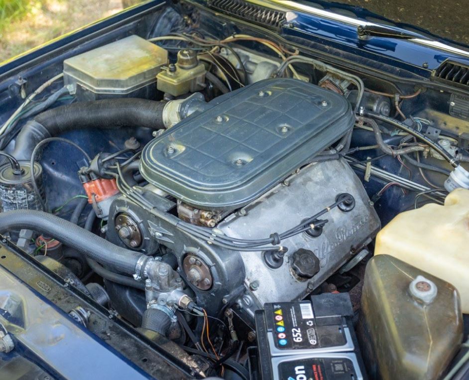 Premier moteur Busso V6 2.5 litres monté sur une Alfa Romeo 6 à la fin des années 1970