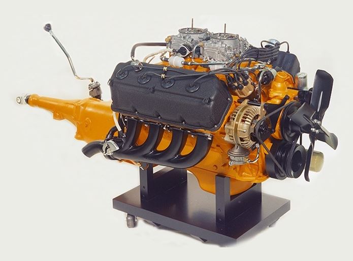 Moteur Chrysler 426 Hemi V8 exposé sur son support