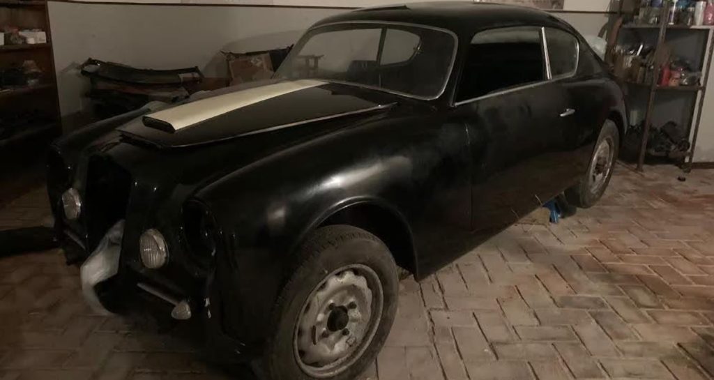 Lancia Aurelia B de compétition à conduite à droite en attente de restauration