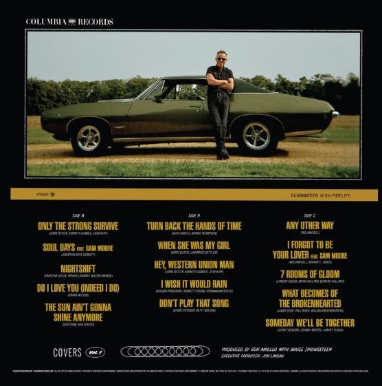 Bruce Springsteen devant une Pontiac LeMans sur la pochette de l’album Only the Strong Survive