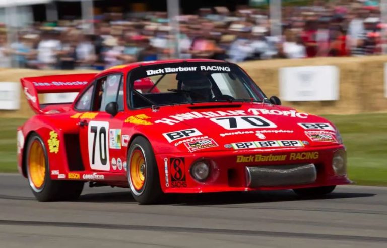 Porsche 935 pilotée par Paul Newman lors de sa carrière en endurance