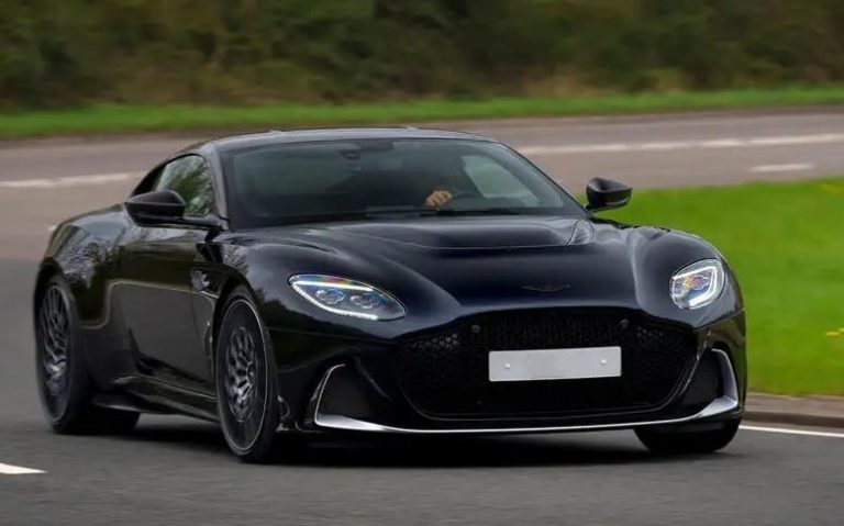 Aston Martin DBS 770 Ultimate, ultime évolution de la légendaire GT britannique