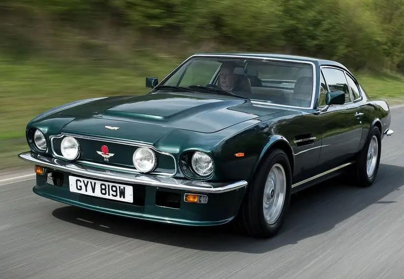 Aston Martin DBS V8 des années 1970 équipée du premier V8 de la marque