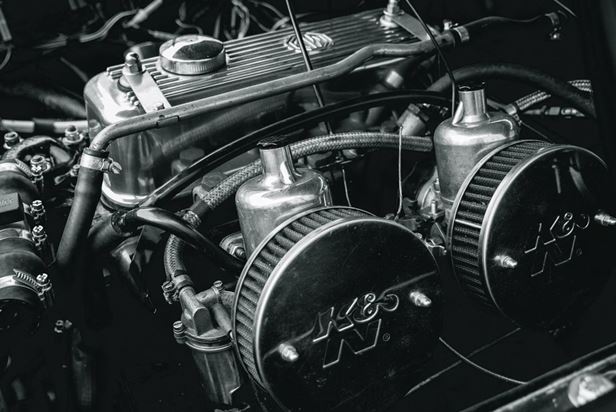 Moteur essence à carburateurs pouvant être sensible au phénomène de vapor lock
