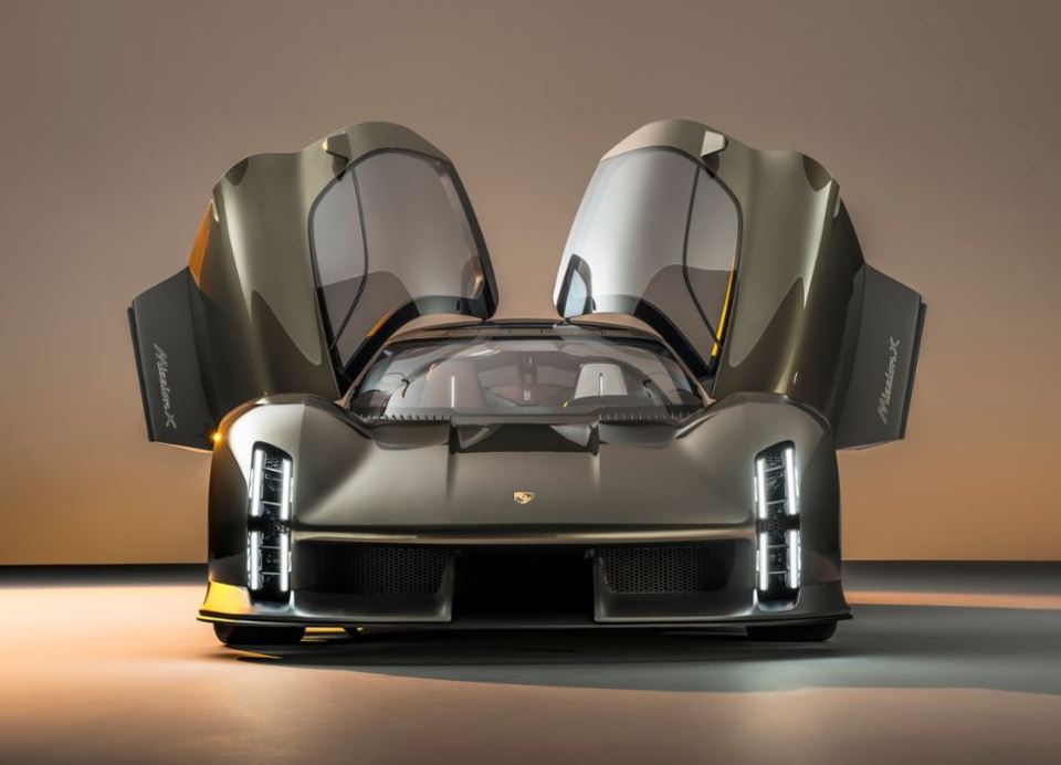 Porsche Mission X illustrant les futurs investissements technologiques du constructeur allemand