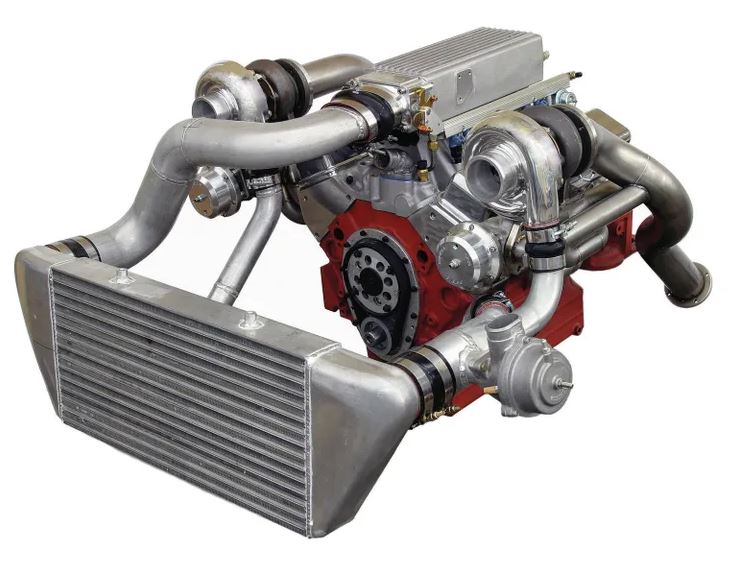 Intercooler de turbo installé à l'avant d'un moteur haute performance bi-turbo