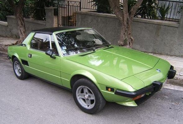 Fiat X1/9, coupé sportif des années 1970 devenu un modèle emblématique de la marque