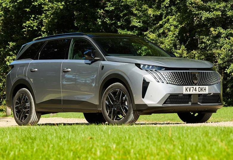 Peugeot 5008 de dernière génération, héritier moderne de la réputation Peugeot en matière de fiabilité