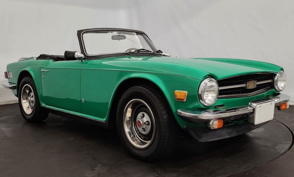 Triumph TR6, roadster britannique emblématique des années 1970