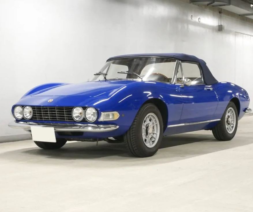 Fiat Dino Cabriolet, élégant cabriolet illustrant le design des voitures italiennes