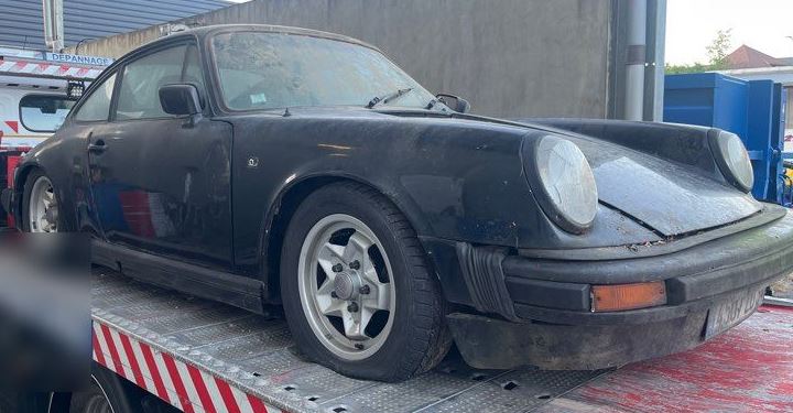 Porsche 911 SC annoncée de 1971 retrouvée en sortie de grange malgré une appellation à vérifier