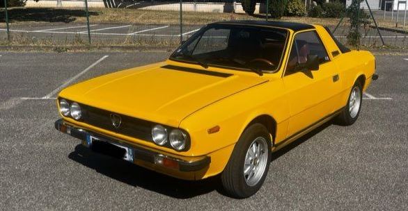 Lancia Beta Spider 1600 de 1977 retrouvée dans une sortie de grange