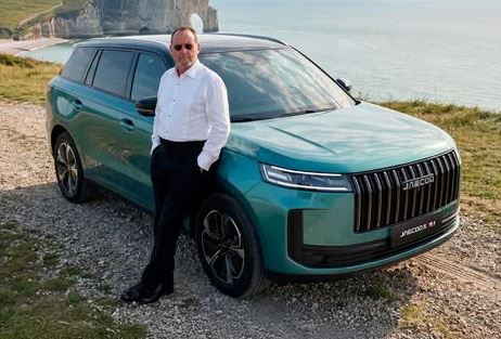 SUV Jaecoo 7 lors d'une présentation de la marque en France