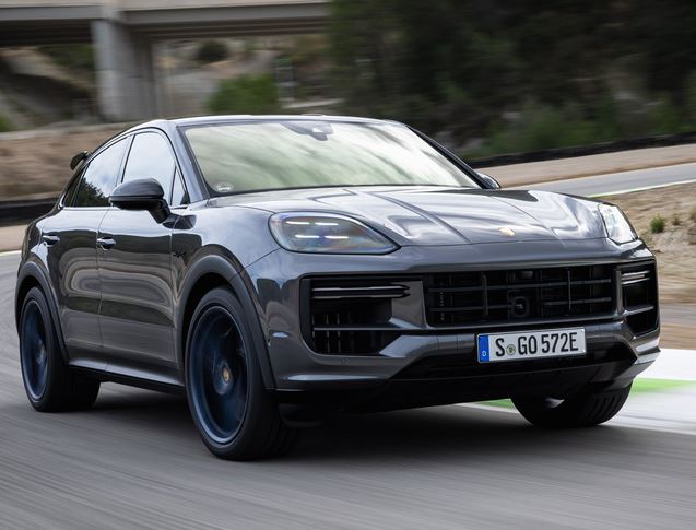 Porsche Cayenne hybride, SUV électrifié figurant parmi les voitures de Leonardo DiCaprio