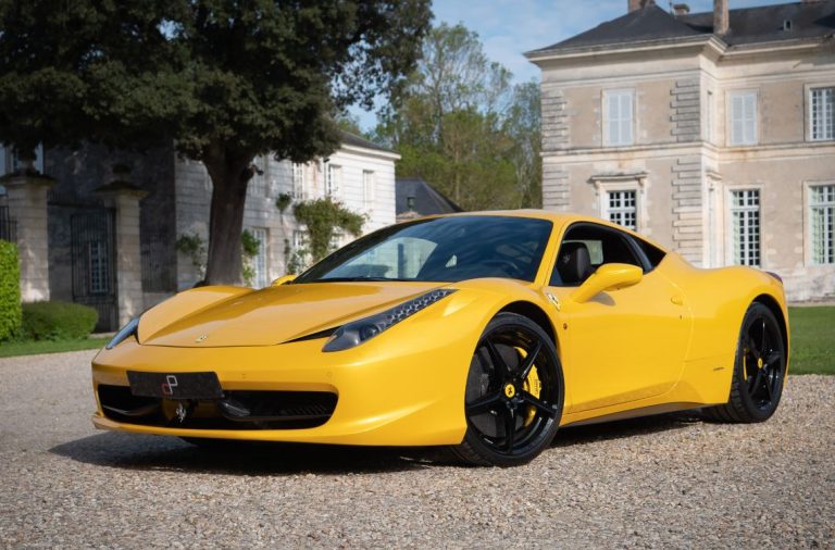 Ferrari 458 Italia jaune de Valentino Rossi, l'une des voitures les plus emblématiques de son garage