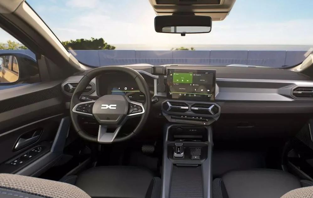 Habitacle de la Dacia Sandero Stepway avec écran central et instrumentation numérique