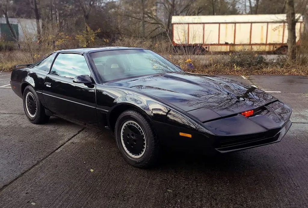 KITT vue de trois quarts avant dans la série K2000