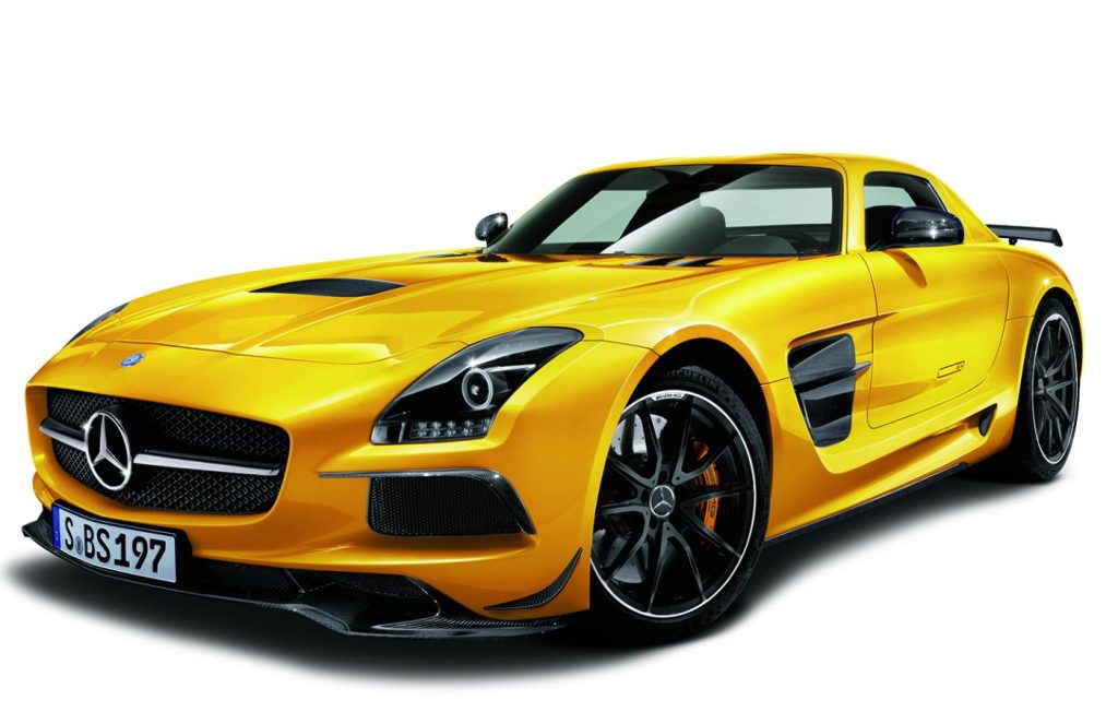 Mercedes SLS AMG GT jaune vue de trois quarts avant