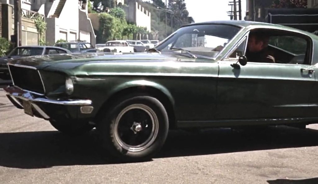 Ford Mustang GT 390 pendant la poursuite de Bullitt à San Francisco