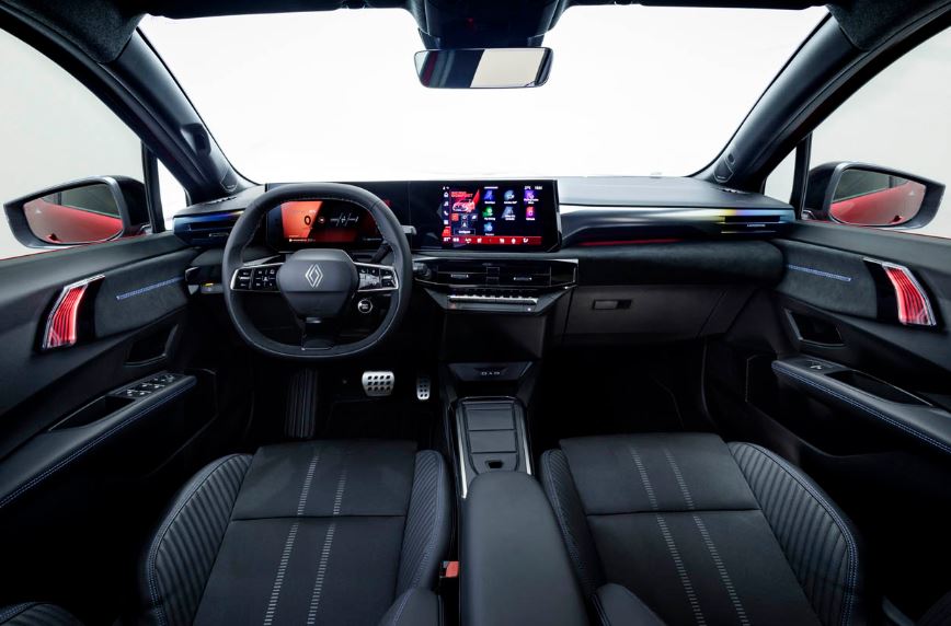 Intérieur de la Renault Clio 6 avec tableau de bord numérique