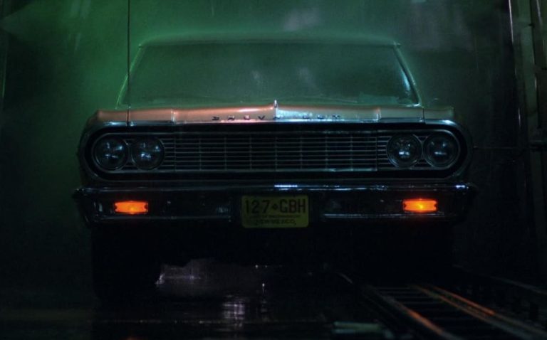 Chevrolet Malibu 1964 de Repo Man vue de face dans le film