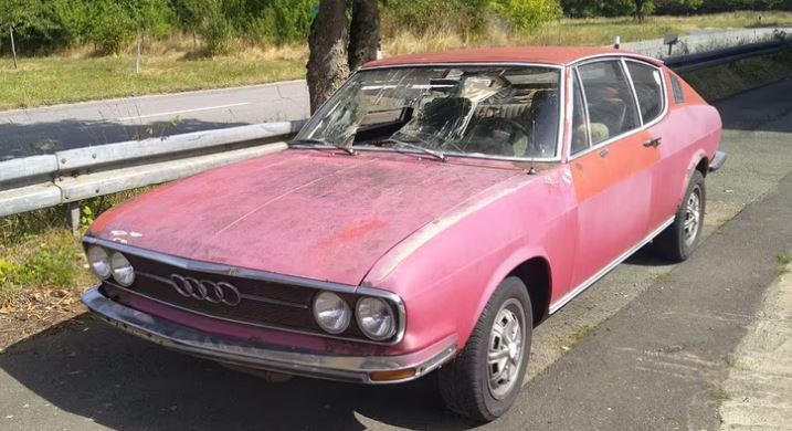 Audi 100S Coupé de 1972 à restaurer après une longue immobilisation