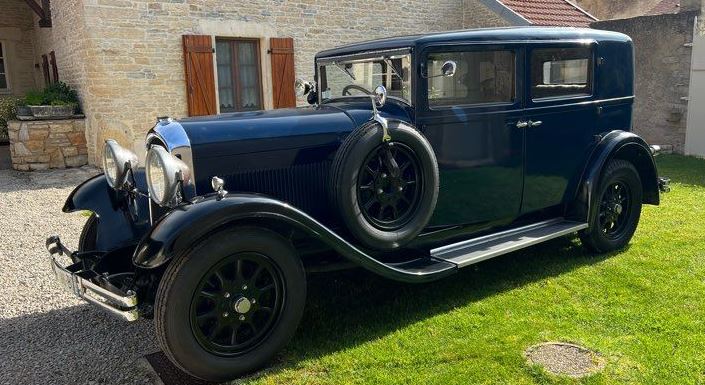 Delahaye 112 Limousine de 1929 retrouvée lors d'une sortie de grange en très bel état