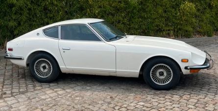 Datsun 240Z 1973 blanche retrouvée lors d'une sortie de grange