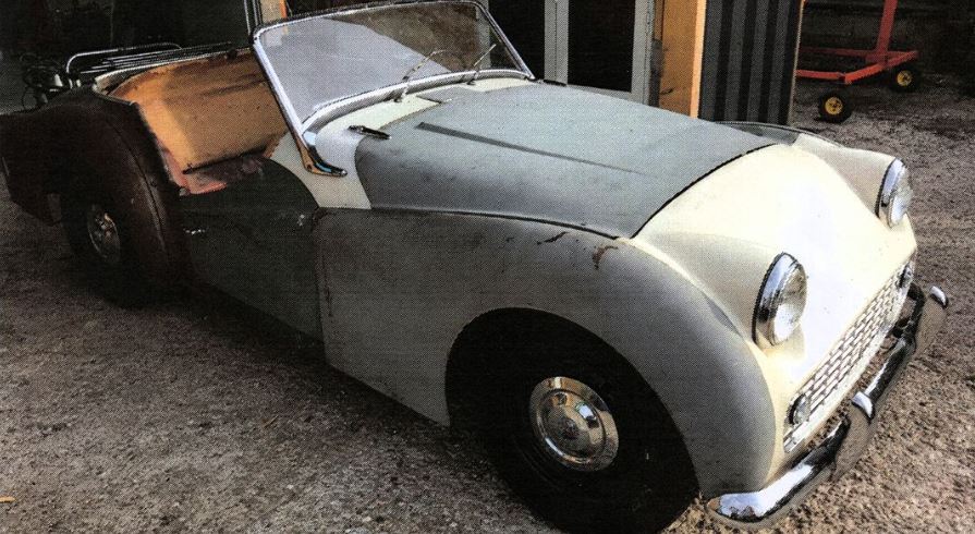 Triumph TR3A de 1959 à restaurer, sortie de grange